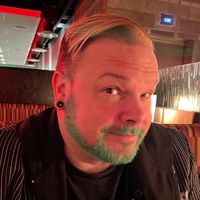 BowlingFrog's profile picture. Bowling Frog Films. Producer, writer, director, boom pole holder, tripod, water fetcher. You may have seen me killed in the background of something.