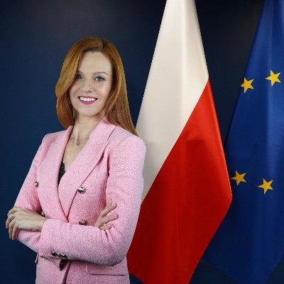 Polsce służyć, Europę tworzyć, Świat rozumieć .
Doradca ds. europejskich, państwowiec