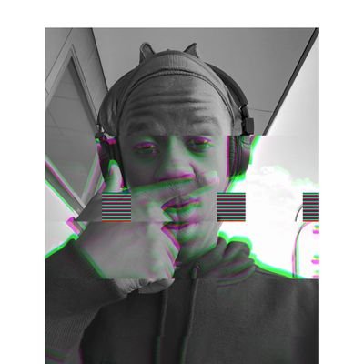 Thomas128776651's profile picture. Big flexer💪🚬🌟