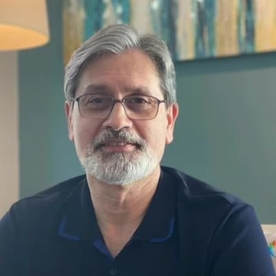 singing88948724's profile picture. I am a doctor, my motto is to provide a healthy life for you, i believe that comforting others can prove to be a source of real comfort for themselves