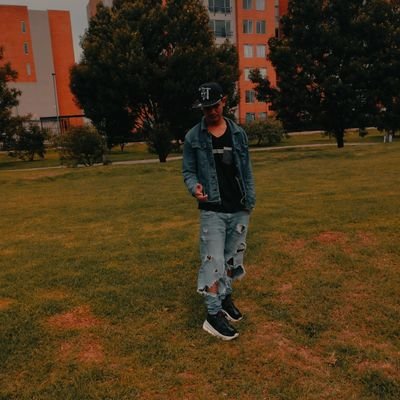 AndresA57954776's profile picture. 