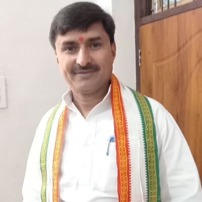 उपाध्यक्ष : जिला काँग्रेस कमेटी हरदोई ,
सदस्य - उत्तर प्रदेश काँग्रेस कमेटी
