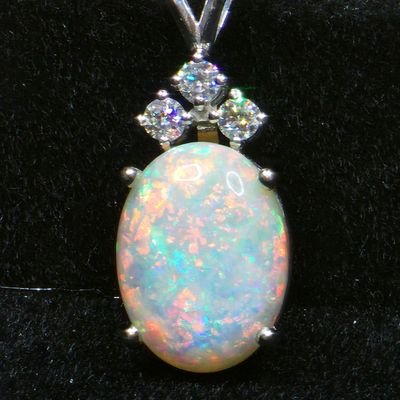 Australian Opal Jewelry maker.