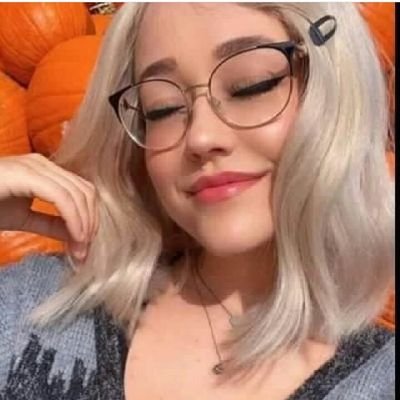 SaraNel25675151's profile picture. 