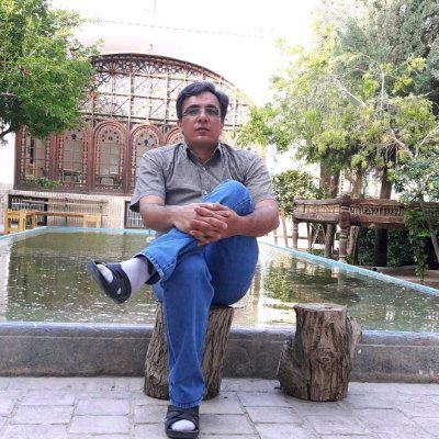 droustaazad's profile picture. 