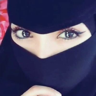 عشرينية حلوه💋