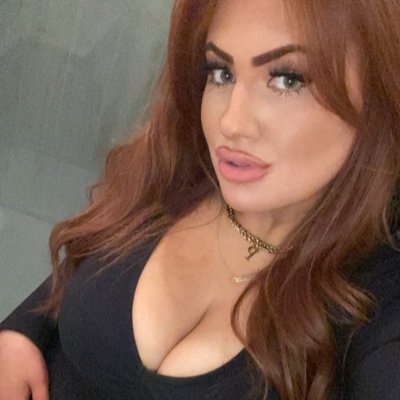 PhoebeMcfly's profile picture. Don’t watch the username