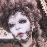 ToeCocotte's profile picture. Victorian Underground永遠の午後3時🎠ヴィクトリアン・ゴシック・創作球体関節人形取扱い耽溺サロン淑女雑貨トゥココットhttps://t.co/CzAYccXKZf⚜梟と猫が居〼🎪古典怪奇を呼吸し悲鳴の女王・永遠病と呼称頂く即興無言劇ダークメルヒェンショウなる舞台踏み🎭horror goth耽溺パフォーマー 倭国