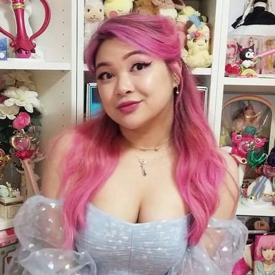Writer on Invincible Presents: Atom Eve ♡ Ex-Beans Game+Narrative Design ♡ Toy Collector ♡ Magical Girl at 💖 + Omni🌈 + She/Her ♡ (ﾉ◕ヮ◕)ﾉ*:･ﾟ✧
