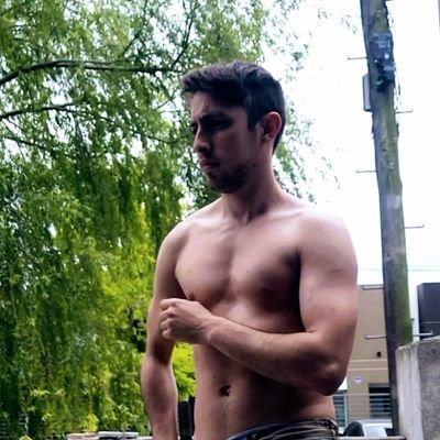 DavidPaone97's profile picture. Hincha de River Plate.
Estudiante de Arquitectura.