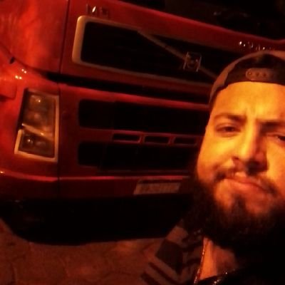 snap :Adrianocoxa1
insta :Adriano_valentim_
motorista carreteiro
viajante das estradas noturna