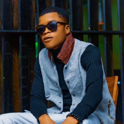 heisrayden's profile picture. Graphics Designer