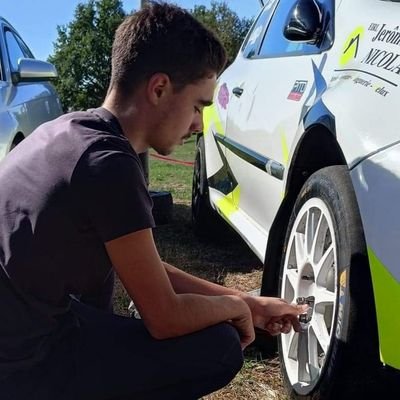 NathanPar3's profile picture. Fan F1, MOTOGP, Rallye.
                                          #FDB / #BOISERIE 🐗🐗