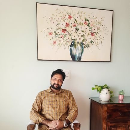 it_is_sourav_86's profile picture. Jindagi lambi , choti ya badi kuch bhi ho... 
Baas jindagi jindagi honi chahiye, warna kya kusur Jinadigi ka koi usse nappne bethe... 
Just live life as it is.