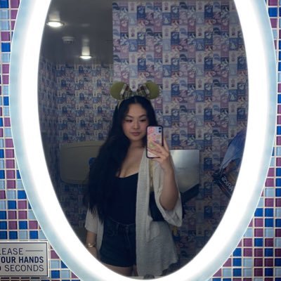 kathleenjiangg's profile picture. whoop di do