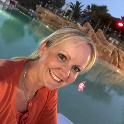 A_R_C_Aesthetic's profile picture. We are a team of Paramedics and expert aesthetics practitioners offering cosmetic aesthetics treatments in the comfort of your own home. #london #Kent