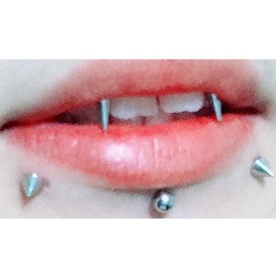 llbi_ma13_o_o's profile picture. トッポギ。ヤマザキ春のパン祭り。