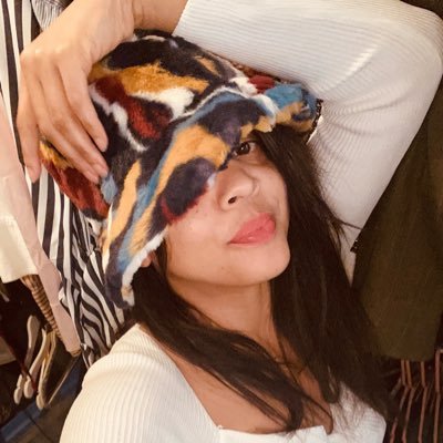 Maryam_Zahra_'s profile picture. You couldn’t escape the poetry if you tried ∆