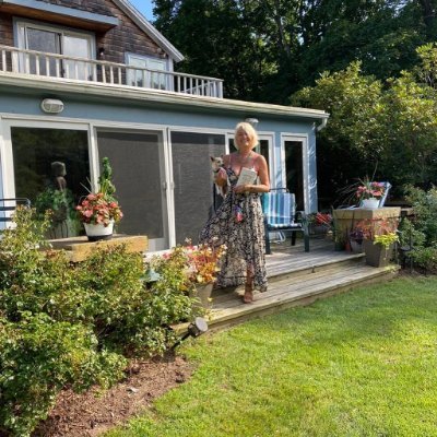 AuthorLauraForm's profile picture. An empath who wants to heal & help others heal as well!

"Twentyone Olive Trees: A Mother’s Walk Through the Grief of Suicide to Hope and Healing"