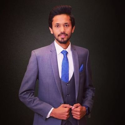 RanaUzairSpeaks's profile picture. Freelance Journalist | Digital Media Influencer | 1 million on @Youtube
