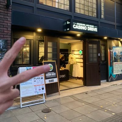 zekiguitar's profile picture. 