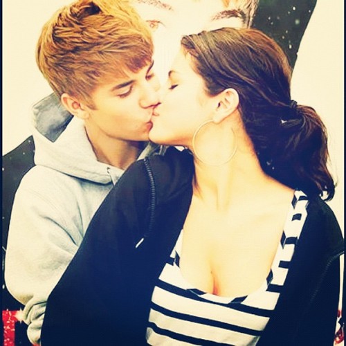 JustinDBiebM's profile picture. 