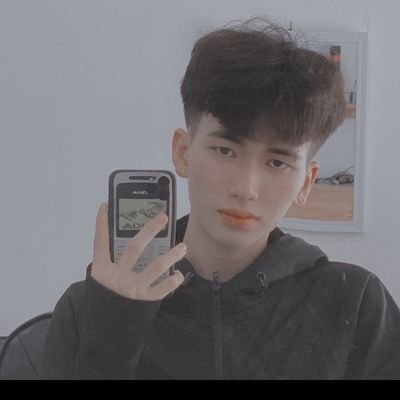duyduy2kdamdang's profile picture. 