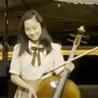 空花🌻|16歳|チェロ弾き🎻|俳優(フリー)🪭|歌舞伎公演👘(子役)|舞台『二分間の冒険』『海と夢と小さな秘密』『ディグ･ディグ･フレイミング!』『富嶽百景リーディングドラマ』などに出演💜 料理🍳|棒球⚾️