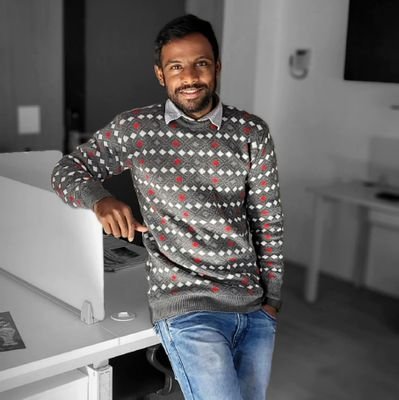 🥇Founder and CEO of @vedagayathrihyd
🕴🏼I Also Handle #DigitalMarketing Protects
🌐 Digital Marketing Trainer
✈️ Traveler
📩 DM for Business Enquiries