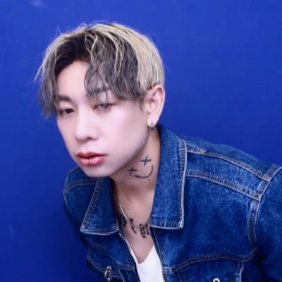 Fashion Stylist / 스타일리스트. 📲 IG : galoftt TikTok : @galoft_