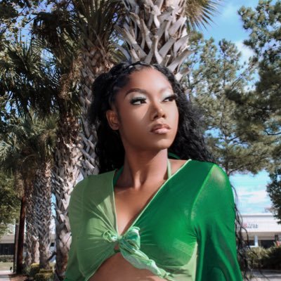 ᴡᴏᴍᴀɴ ᴏꜰ ꜰᴀɪᴛʜ • ᴅᴀɴᴄᴇʀ • ᴍᴏᴅᴇʟ • ᴇɴᴛʀᴇᴘʀᴇɴᴇᴜʀ • ᴍᴇɴᴛᴏʀ • ᴡʀɪᴛᴇʀ • ᴄᴏɴᴛᴇɴᴛ ᴄʀᴇᴀᴛᴏʀ • 𝘽𝙤𝙤𝙠𝙞𝙣𝙜𝙬𝙞𝙩𝙝𝙠𝙖𝙬𝙖𝙣𝙞@𝙜𝙢𝙖𝙞𝙡.𝙘𝙤𝙢 📩