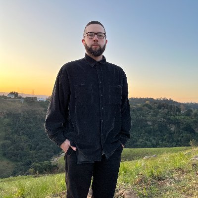 _lukebolus's profile picture. Father, drummer & Motion Designer