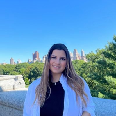 FIU Graduate🎓 • Business Management Major👩🏻💼 • “Every problem is a gift—without problems we would not grow.” – Anthony Robbins