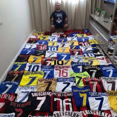 MarcelFerri84's profile picture. Shevchenko! 👑 AC Milan! 🏆 Vasco! ⚽️ Deus! 🙏🏼 Messi e Shevchenko contra rapa! Lula é ladrão SIM!