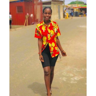 sappor_esther's profile picture. 