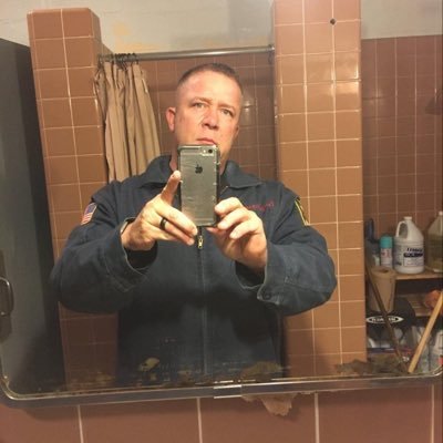 Capt1371's profile picture. 