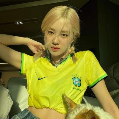 Carolzinh4C's profile picture. 