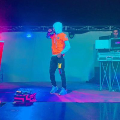 Yusluv_bee00136's profile picture. Entertainment