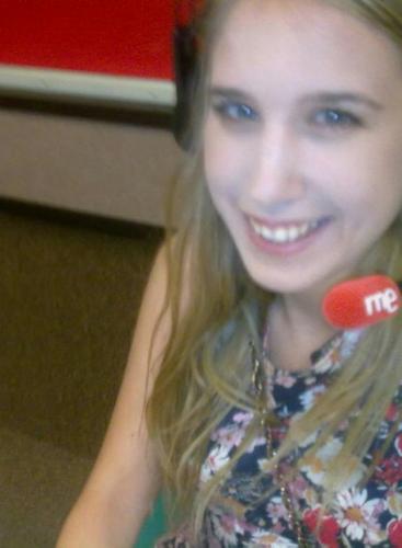 Estudiante de Periodismo y Comunicación Audiovisual.I'm a student of Journalism and Media studies: ♥ Cinema , Radio & Tv.Becaria en Radio Marca @MasRadioMarcaMu