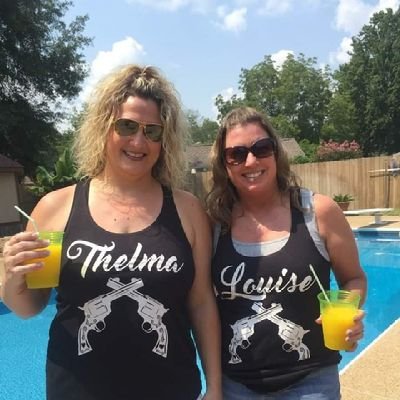 MullalyNicole's profile picture. 