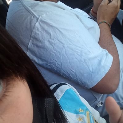 dk_milss's profile picture. el que tenga miedo a morir que no sazaca
(ᵗᵃʸˡᵒʳˢ ᵛᵉʳˢⁱᵒⁿ)
como me gustan tus ojos marrones tu pelo tu cara tu humor tu todo morenanita te amo te amo te amo