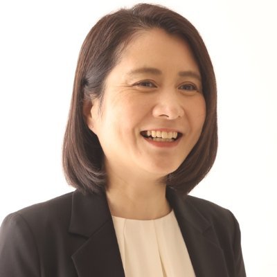 TOEIC(R)対策スクール(株)SLC代表、司法書士、
関西出身渋谷在住です。
趣味は読書、韓国文学。
釜山に住んでた。
小さな商売押し。
語学ずっとコツコツやっています。
英検一級、ハングル検定準二級
事務所:https://t.co/F4u5FSoOTX
スクール:https://t.co/7HlhaGRlwF
