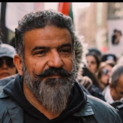 اتحاد رمز پیروزیست در برابر دشمن مشترک.
تا انتقام آرادم را از ضحاک و رژیم منحوس ج.ا.  نگیرم از پا نخواهم نشست. #PS752 
می جنگیم می میریم ایران و پس میگیرم