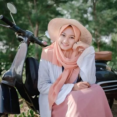 ingintahu9091's profile picture. jadilah mercusuar di tengah ganasnya ombak lautan