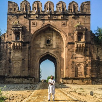 ali_abid013's profile picture. 