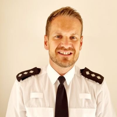 Newcastle Local Policing Commander, Chief Inspector within @StaffsPolice, Silver Public Order Commander, father of 3, Masters student, believer in Hope.