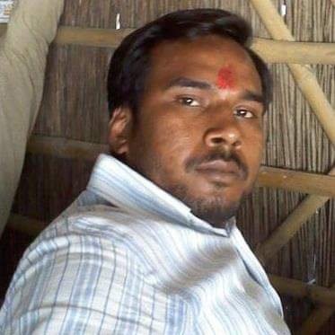 जमीं पे बहते लहू का हिसाब चाहता हूं
मैं अब गुलाब नहीं इंकलाब चाहता हूं।
❤️