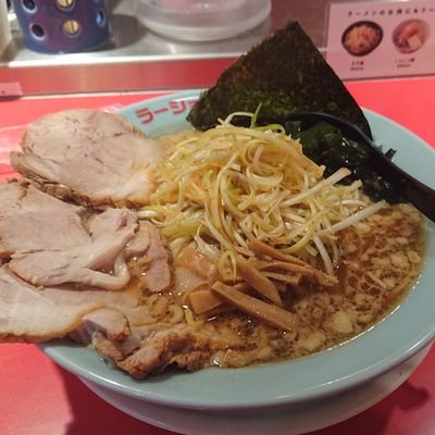 jgbdlanska1204's profile picture. ｱﾗﾌｨﾌ/お酒/爬虫類/バイク/製造業/馬/寝る事