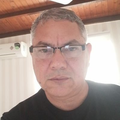 100% democrático..NO al socialismo.
Ingeniero Ambiental, especialista en Osmosis Inversa y Energía Solar. Amante de la naturaleza, la historia y la astronomía.
