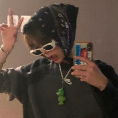 babee1919's profile picture. 🐰น้องแพทครับ #PATRICK 🧸น้องยอร์ชครับ #YORCH #POW  🐻น้องJJครับ #JUSTIN #SMTR25 (รอเด)
 
 ✭อย่าถามเลยว่าผมโพไหน ถามโพนี่ดีกว่าว่าคิ้วตี้มาร์คอะไร